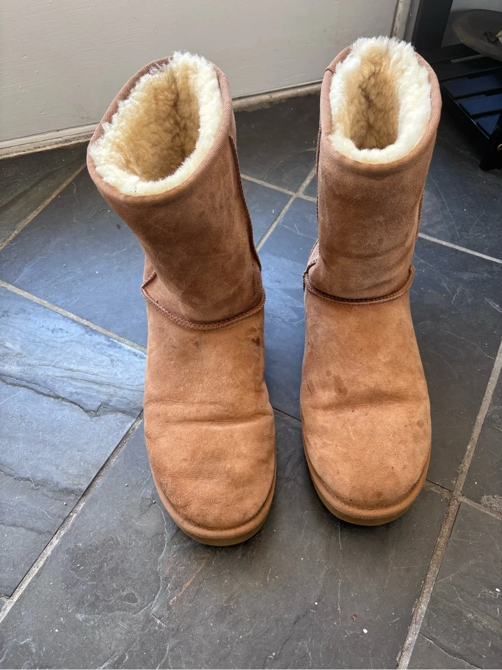 UGG Men’s Classic Short Boot Chestnut sz 13 warm
